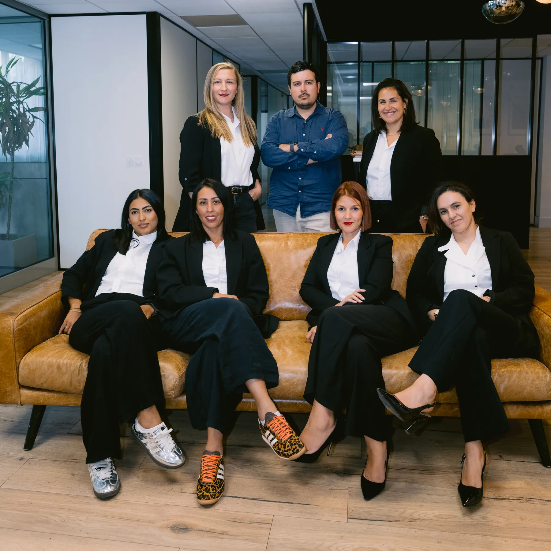 L’équipe Praeteom Avocats & Associés réunie dans les bureaux d’Avignon.